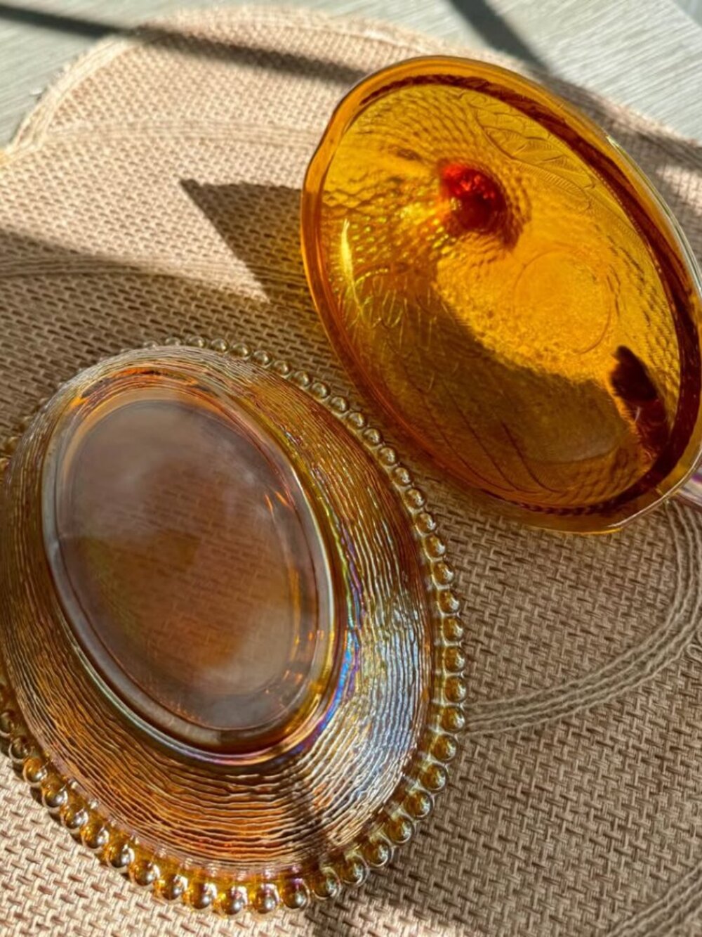 Vintage Indiana Glass Amber Carnival Iridescent Hen on Nest – 7” - Picture 4 of 4